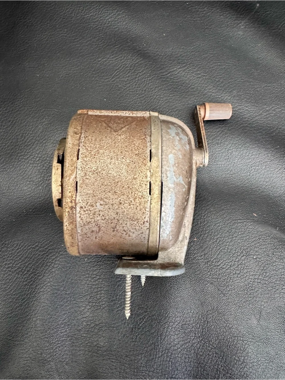 Boston KS Vintage Manual Hand Crank 8-Hole Pencil Sharpener Wall or Table Mount
